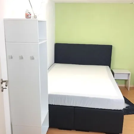 Ferienwohnung In Friedberg Fuer Max 9 Personen Im Ug Esterno foto
